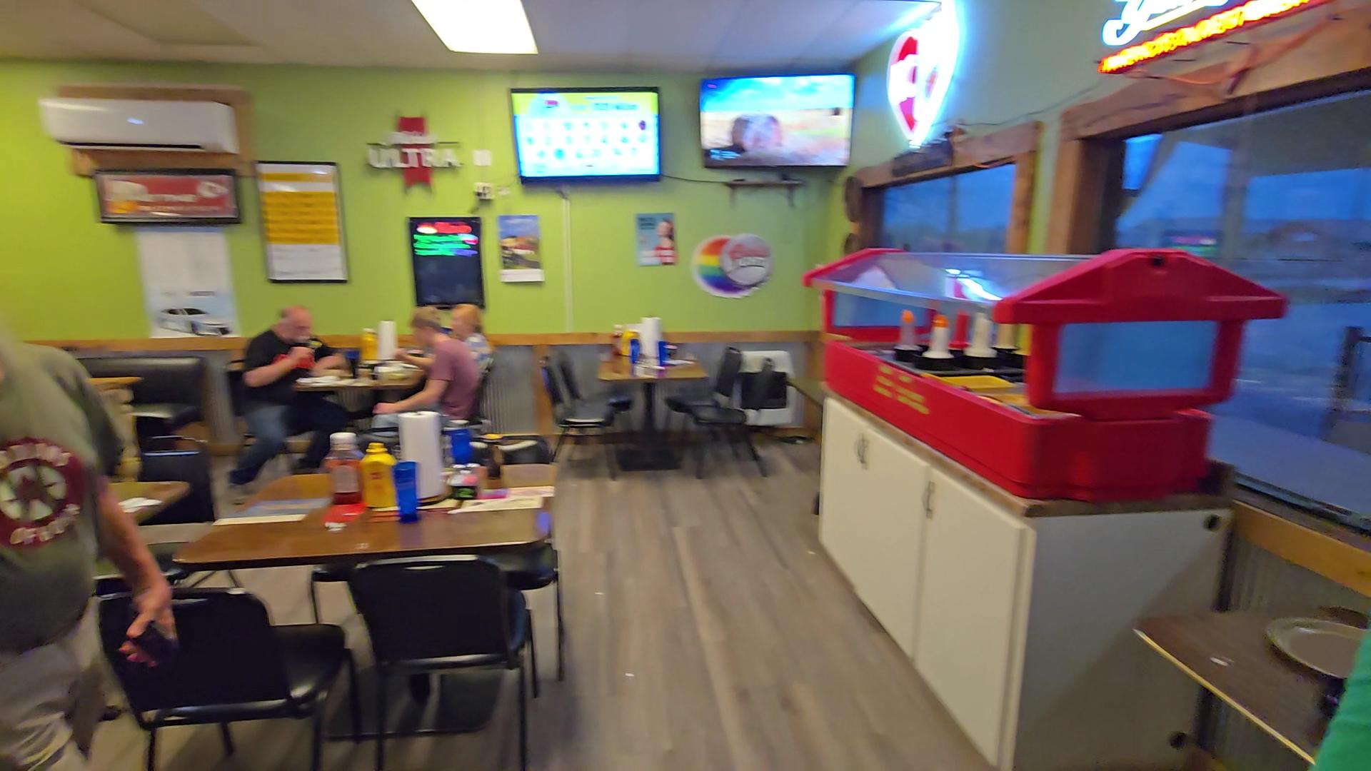 Little Vinny's Cafe & Lounge