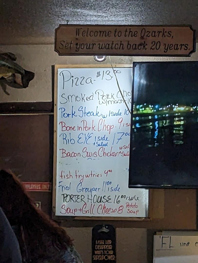 Little Vinny's Cafe & Lounge